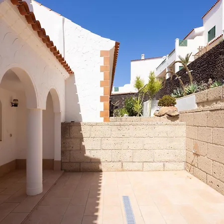 Casa Naranja: Family-friendly With Heated Pool And Bbq Poris de Abona